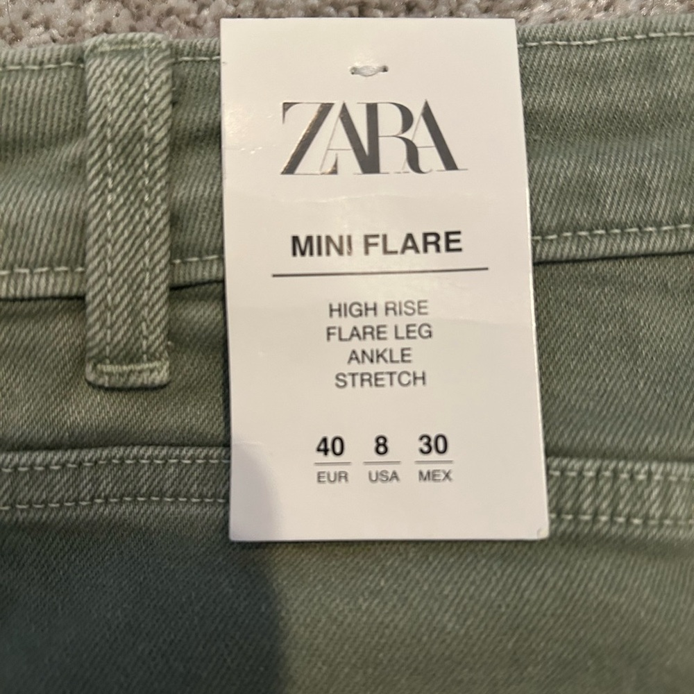 ZARA Mini Flare High-Rise Ankle Jeans - Olive Green